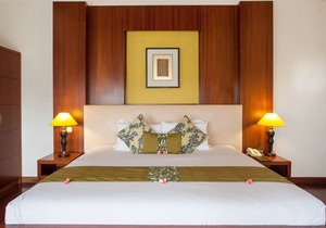 2 BR Private Pool Villa Near GWK Cultural Park, 10 minutes drive to the beach
