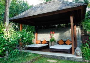 4 Bedroom Villa w/private pool, Seminyak
