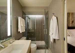 4-Star Hotel ∙ Hotel Paradox, Autograph Collection