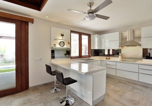 BEACHFRONT 3 BEDROOM FAMILY VILLA This luxury 3 bed villa epitomes style, luxury and comfort