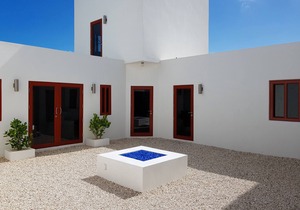 Castle Studio Sunset with Breakfast & Kiteboarding Available