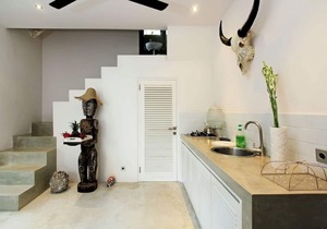 Cozy 1BR Villa, Located In The HEART Of Seminyak! - 6Min Walk To Eat Street!