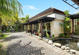 Cozy One Bedroom Suite Villa with a private pool, 5 minutes drive to the beach