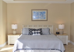 Directly on Beach, Beachy Chic 2 BR - Heart of Grace Bay - Grandview Resort