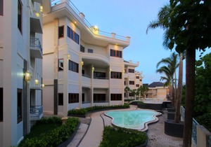 Looking for a quiet and romantic getaway?