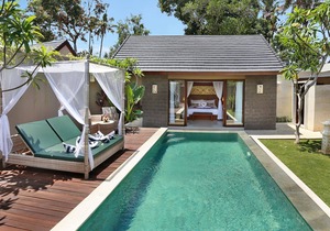 One Bedroom Suite Villa with a private pool only 5 minutes drive to the beach