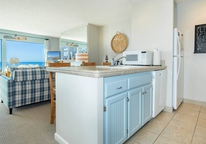 Pajaro Dunes Resort: Premium 2 Bedroom Beach Condo
