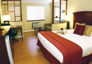 Quality Inn & Suites Santa Cruz Mountains Ben Lomond