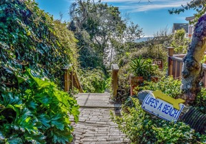Seacliff Beach Home