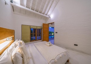 Villa Kazz 1 - Villa 1 Joglo style - 2 bdr - AMAZING LOCATION