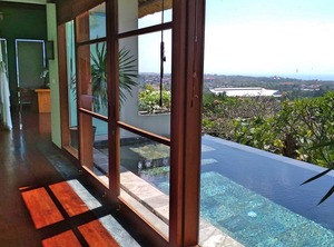 Villa Ocean | Taman Griya