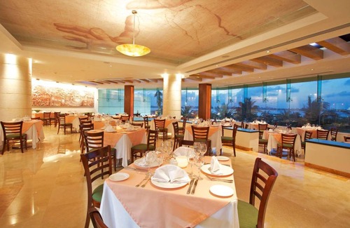 Punta Cancun Resort | 103 m² Resort ∙ 127 guests