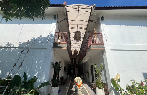 Bukit Hotel | 12 m² Hotel ∙ 3 guests
