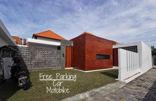 Central Seminyak Villa | 125 m² Villa ∙ 3 bedrooms ∙ 6 guests