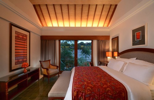 Denpasar Timur Villa | 14 Bedroom Villas - Kama Village by Nakula