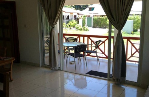 La Digue House | 150 m² House ∙ 3 bedrooms ∙ 5 guests