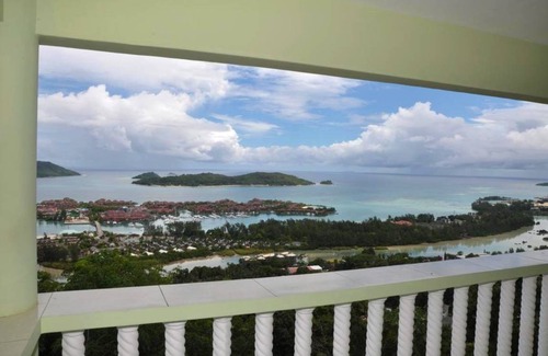 Zig Zag Ward Villa | 150 m² Villa ∙ 2 bedrooms ∙ 4 guests