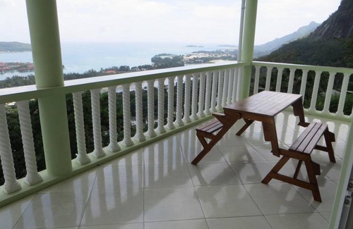 Zig Zag Ward Villa | 150 m² Villa ∙ 2 bedrooms ∙ 4 guests