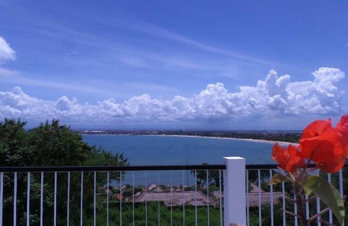 Jimbaran Bay Resort | 160 m² Resort ∙ 3 bedrooms ∙ 127 guests