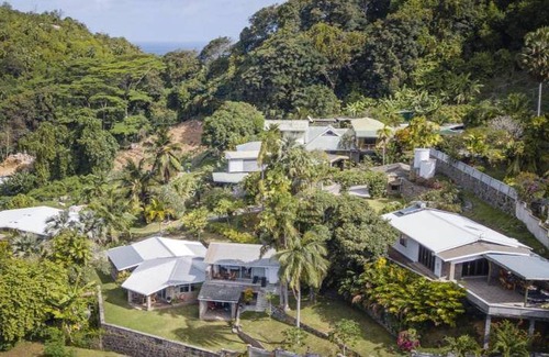 Mahe Island House | 172 m² House ∙ 2 bedrooms ∙ 4 guests