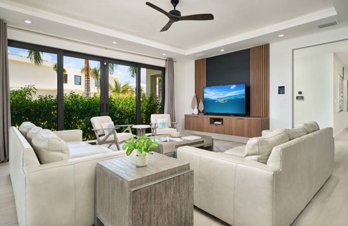 Ocean Point Villa | 19 m² Villa ∙ 4 bedrooms ∙ 10 guests