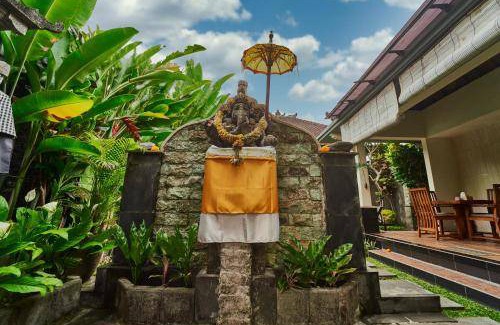 Penestanan Bed & Breakfast | 240 m² Bed and breakfast ∙ 2 bedrooms ∙ 5 guests