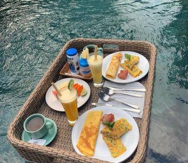Penestanan Bed & Breakfast | 240 m² Bed and breakfast ∙ 2 bedrooms ∙ 5 guests