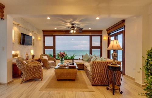 Villa Juarez Villa | 337 m² Villa ∙ 6 bedrooms ∙ 13 guests