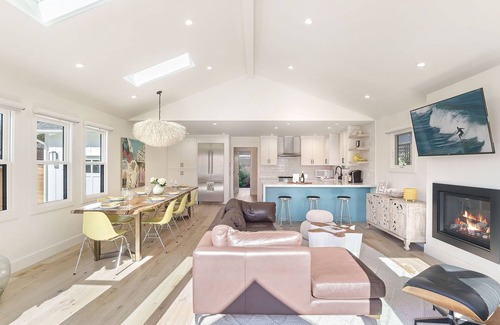 Capitola House | 3868 Emerald House - Quiet Street, Walk to Beaches