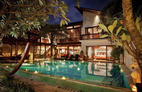 Sanur Kauh Villa | 4 Bedroom Luxury Villa Near Sanur Beach