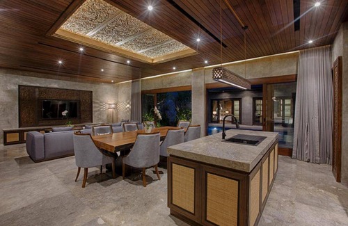 Kampial Villa | 450 m² Villa ∙ 3 bedrooms ∙ 6 guests