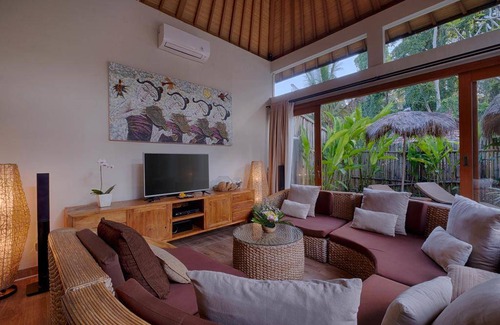 Ubud Villa | 450 m² Villa ∙ 4 bedrooms ∙ 8 guests