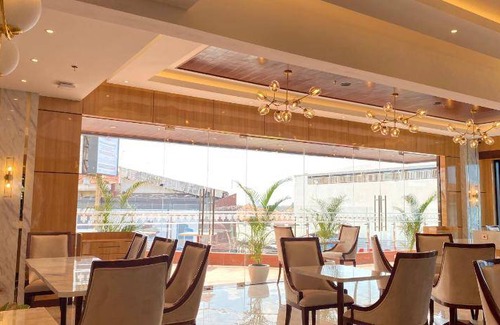 Teuku Umar Hotel | 48 m² Hotel ∙ 2 bedrooms ∙ 127 guests