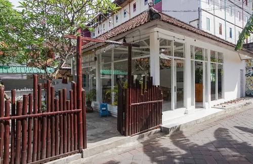 Downtown Kuta House | 54 m² House ∙ 127 guests