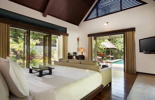 Sayan Villa | 700 m² Villa ∙ 3 bedrooms ∙ 6 guests