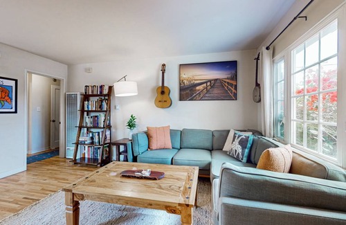 Westside Santa Cruz House | 98 m² House ∙ 3 bedrooms ∙ 6 guests