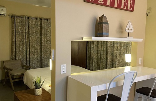 Leeward Settlement Apartment | Affordable and in Grace Bay-STUDIO