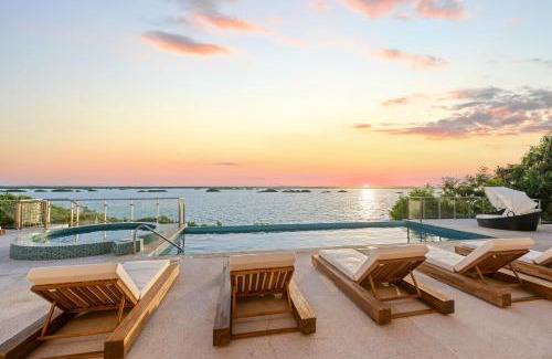 Ocean Point Villa | Alta Bella Villa Wnordic Spa, Concierge