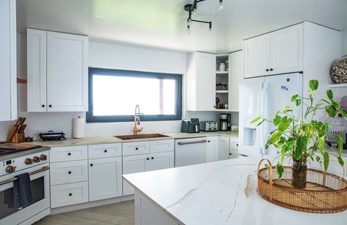 Ocean Point House | Amazing Views-Private Beach,Pool,Guest House,Dock W/Great Reviews!