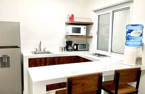 Puerto Morelos Apartment | AQUA GUESTHOUSE 3~ STEPS FROM THE BEACH ~ POOL ~ A+ INTERNET