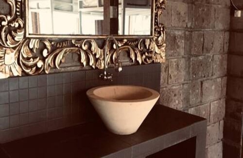 Renon Hostel | Bali Eco Living Yoga Healing Meditation and Retreat Center