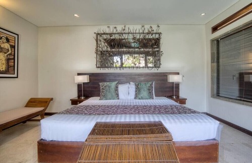 Sanur Villa | Beachfront 3 br family villa in Sanur