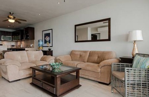 Downtown Condo | Beautiful Condo with Spectacular Ocean View!