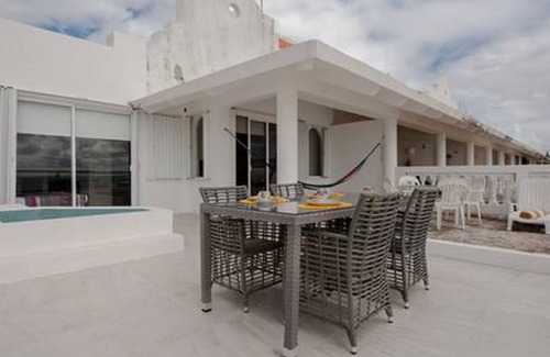 Downtown Condo | Beautiful Condo with Spectacular Ocean View!