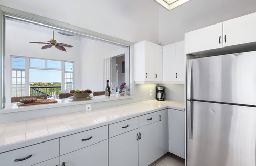 Providenciales House | Beautiful, Spacious two bedroom Ocean View Villa