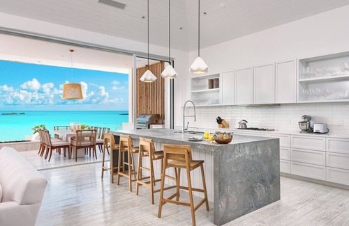 Juba Sound Villa | Beautiful Villa in Turks and Caicos