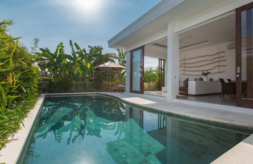 Drupadi Villa | Best Rate 2BR Villa Seminyak for #couple & #family at Seminyak