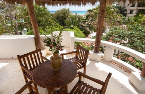 Downtown Apartment | Blue Palms Suites, Pool Onsite, Steps to the Beach & 5th Ave