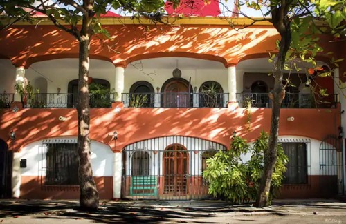 Villa Juarez Apartment | Botero House 7 min 5th Ave W/Rooftop-Near Beach