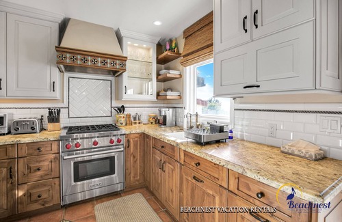 Rio del Mar House | Breathtaking Views overlooking Rio Del Mar & the Monterey Bay. Perfect for Couples.